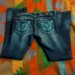 Girls size 8 cowgirl hardware bootcut jeans